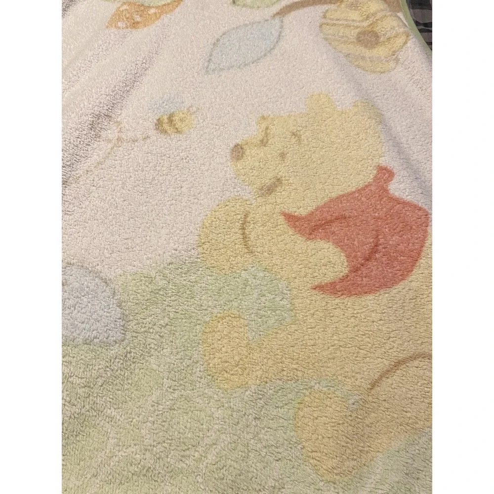 Disney Baby Blanket Winnie the Pooh Plush Bee Leaves Hive